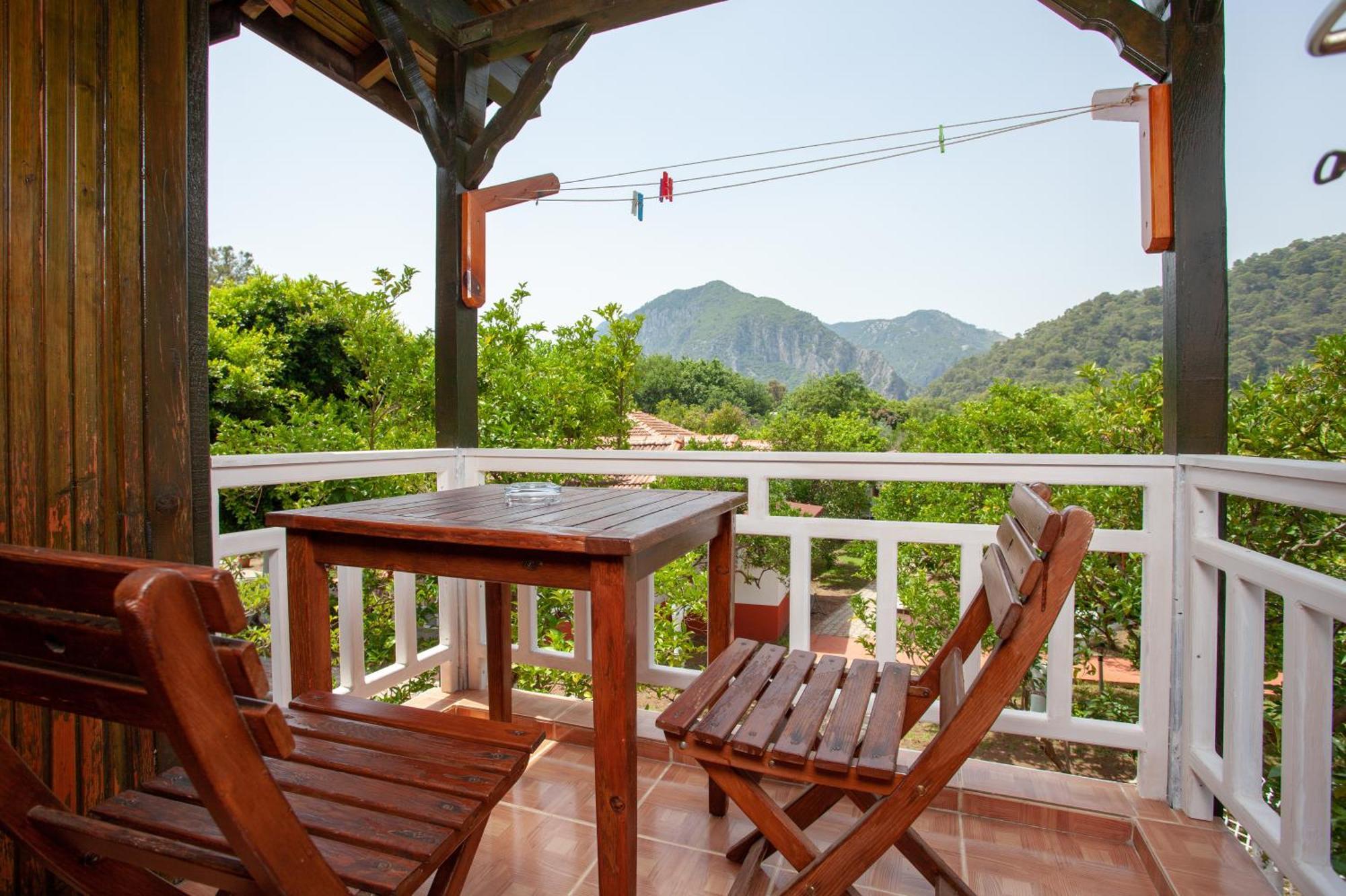 Baris Pension & Bungalows Çıralı Exteriör bild