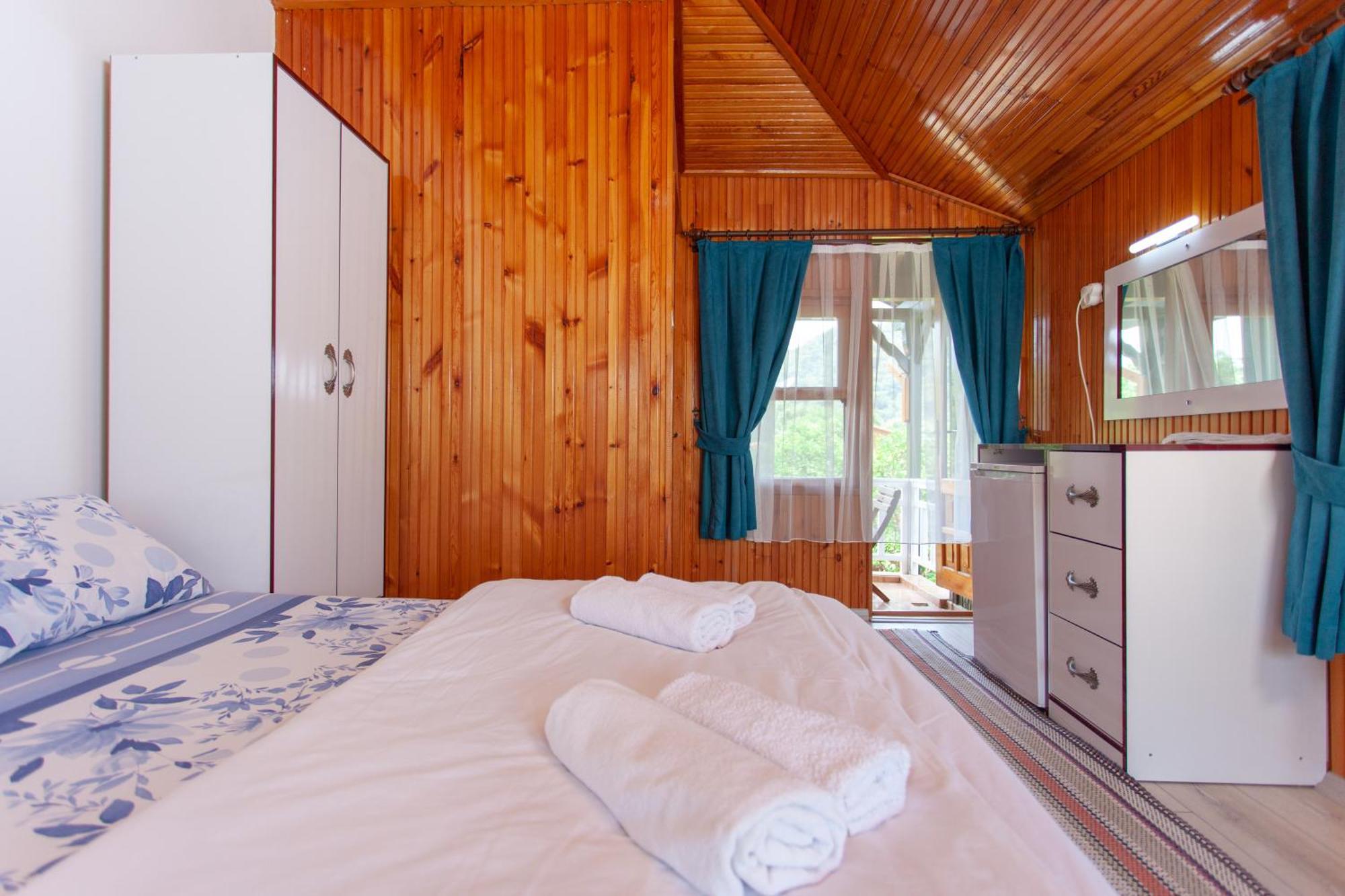 Baris Pension & Bungalows Çıralı Exteriör bild