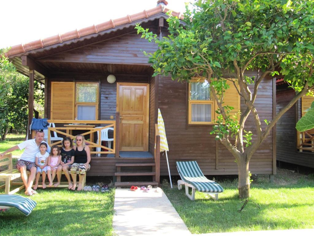 Baris Pension & Bungalows Çıralı Rum bild