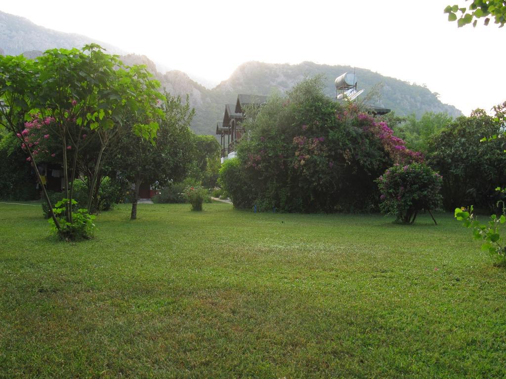 Baris Pension & Bungalows Çıralı Exteriör bild
